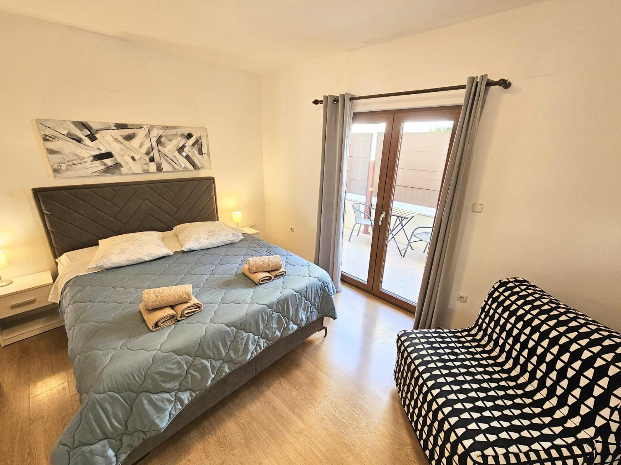 Apartmani Majic มาคาร์สกา ภายนอก รูปภาพ