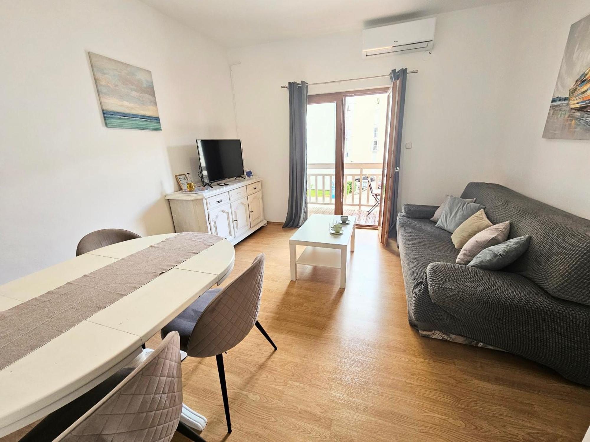 Apartmani Majic มาคาร์สกา ภายนอก รูปภาพ